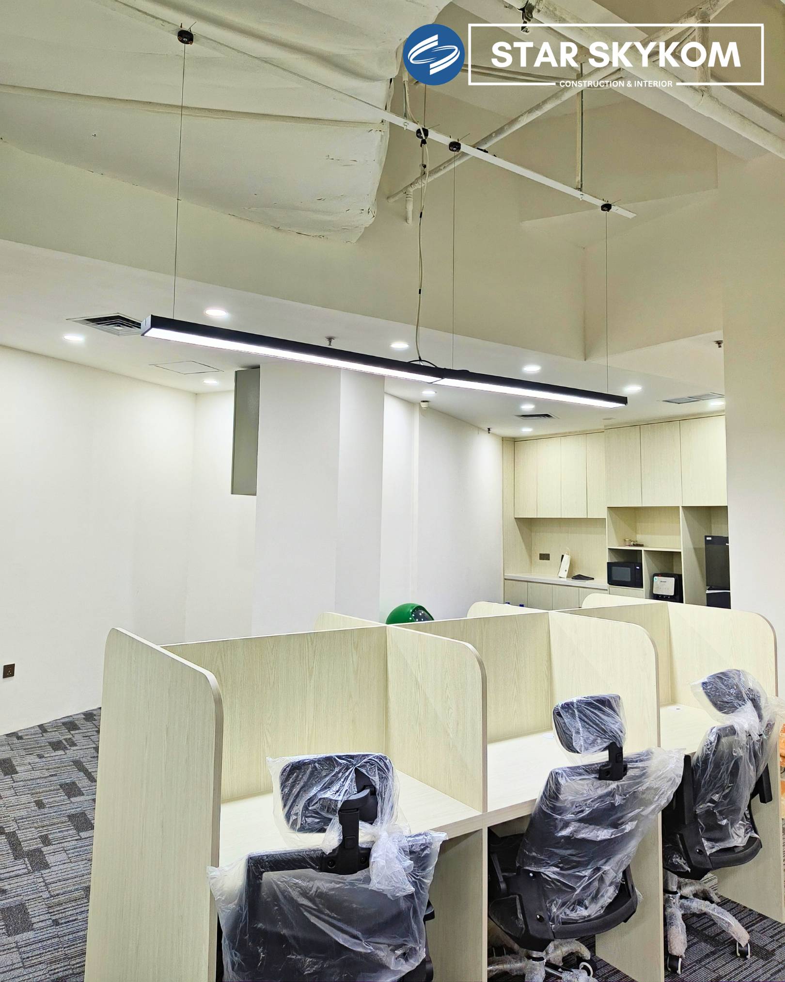 office-interior-skykom